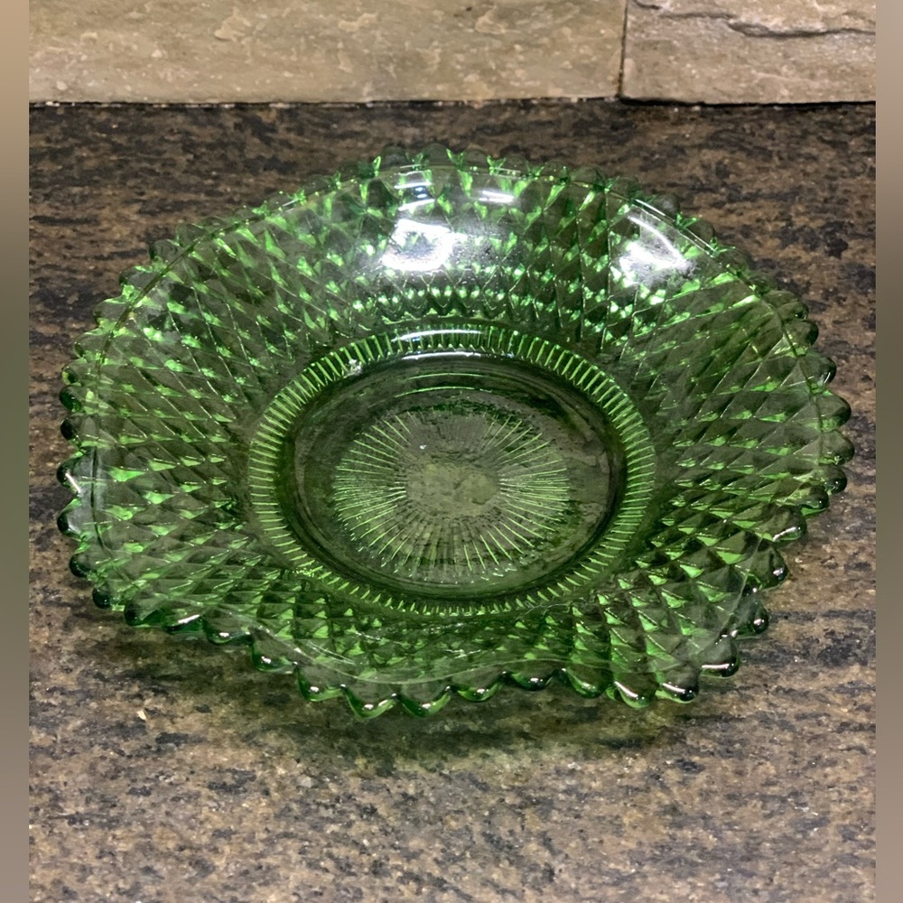 INDIANA GLASS | Green Glass Diamond Point Shallow Bowl